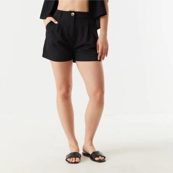 Quilted Band Embossed Sole Faux Leather Black Flat Slip-On Square Sandals - Picture 3 of 7